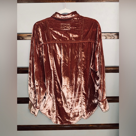 Free People We The Free Luxy Solid Velvet Shirt Cedar Wood Size XS RARE Sold Out - Picture 11 of 12